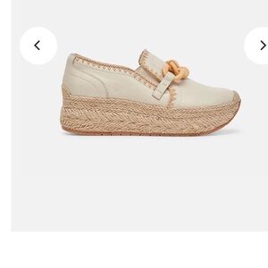 Dolce Vita
Jhenee Espadrille